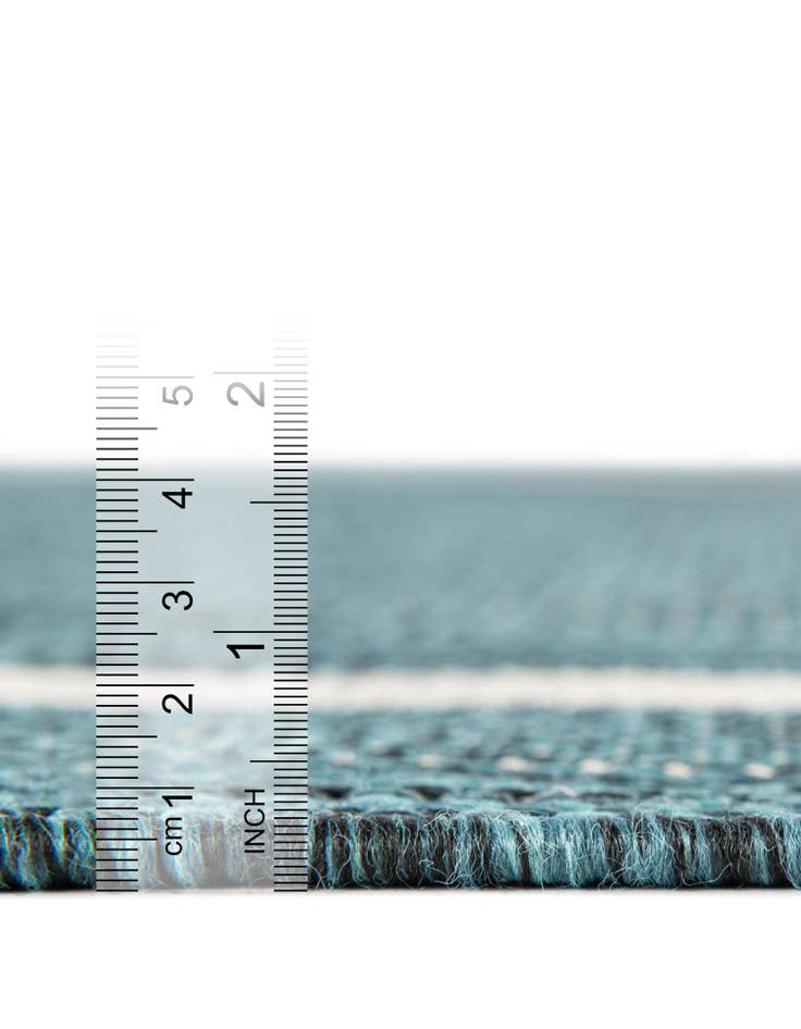 Detail image of 7' 10 x 7' 10  Washable Border Indoor / Outdoor Octagon Rug