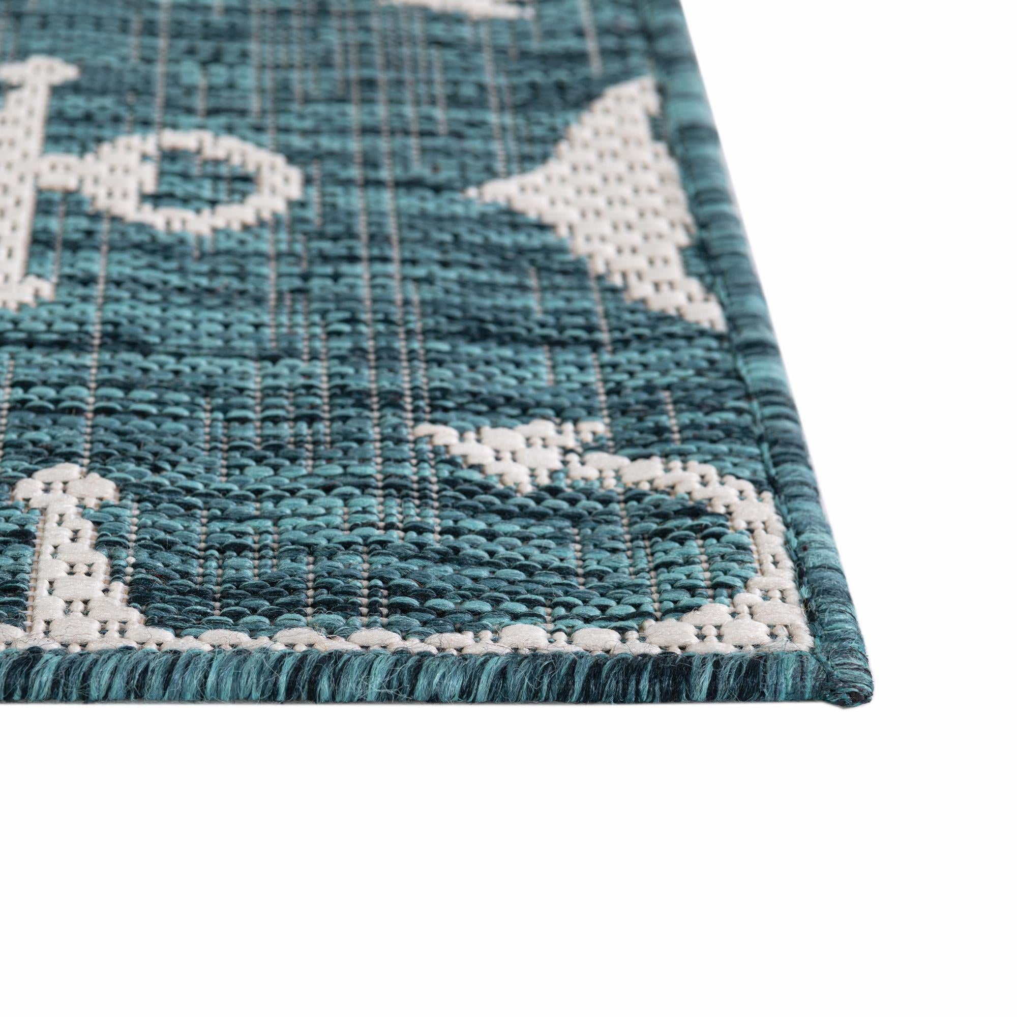 7' 10 x 7' 10 Easy-Clean Coastal Indoor / Outdoor Octagon Rug