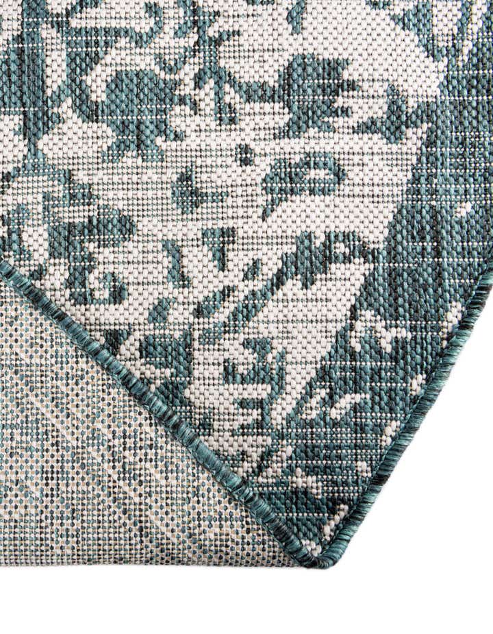 7' 10 x 10' Easy-Clean Jill Zarin Dubai Indoor / Outdoor Oval Rug