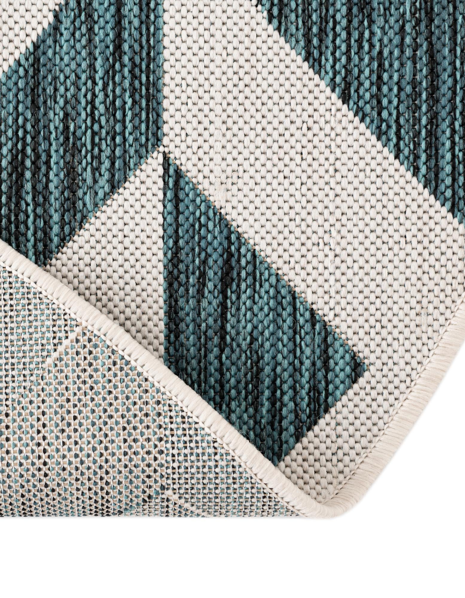 7' 10 x 10' Easy-Clean Jill Zarin Napa Indoor / Outdoor Oval Rug