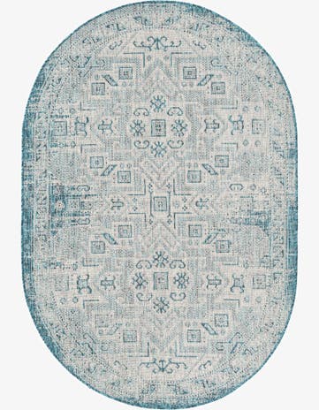 5' 3 x 8' Easy-Clean Aztec Indoor / Outdoor Oval Rug
