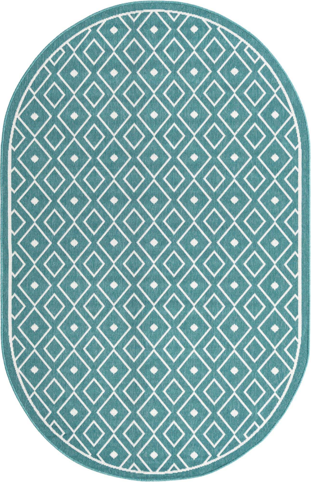 5' 3 x 8' Easy-Clean Lattice Indoor / Outdoor Oval Rug