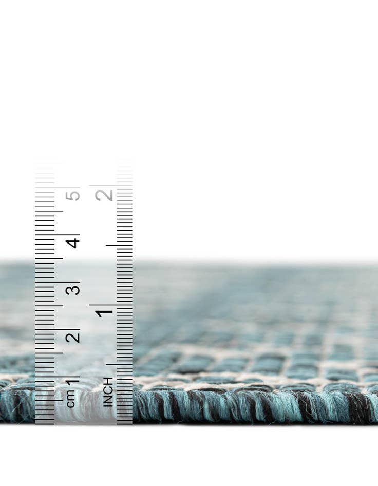 Detail image of 5' 3 x 8' Washable Lattice Indoor / Outdoor Oval Rug