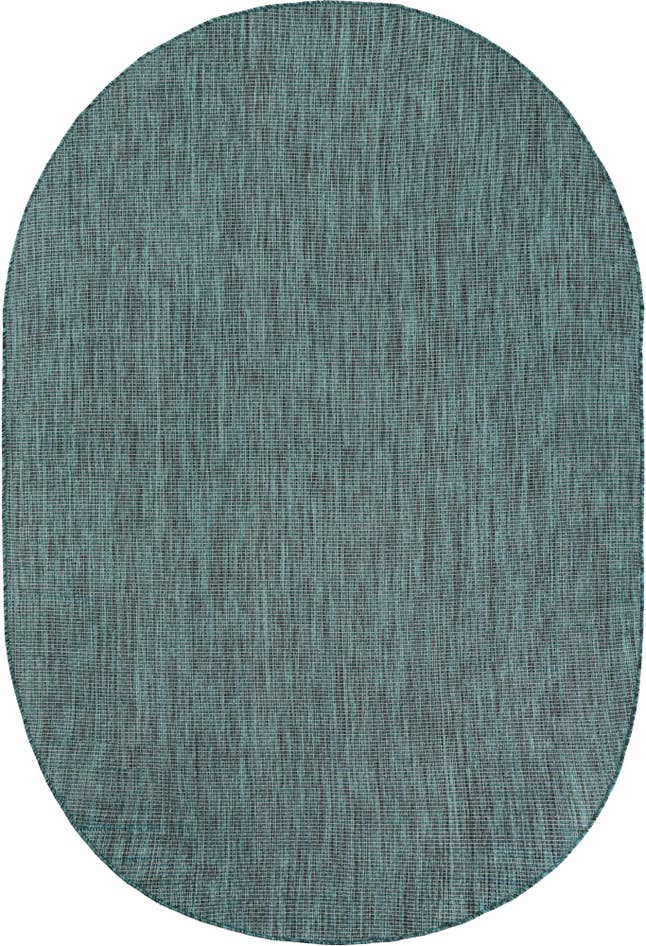 Detail image of 6' 1 x 9' Easy-Clean Solid Indoor / Outdoor Oval Rug
