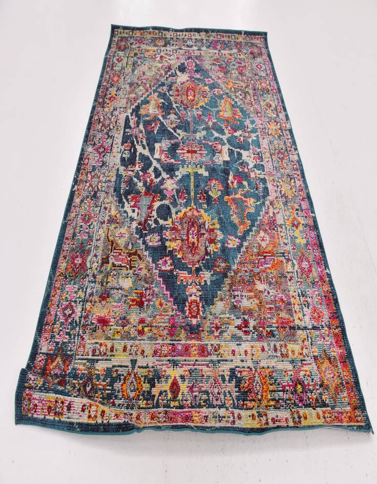 Detail image of 5' 3 x 7' 2 Alexis Rug