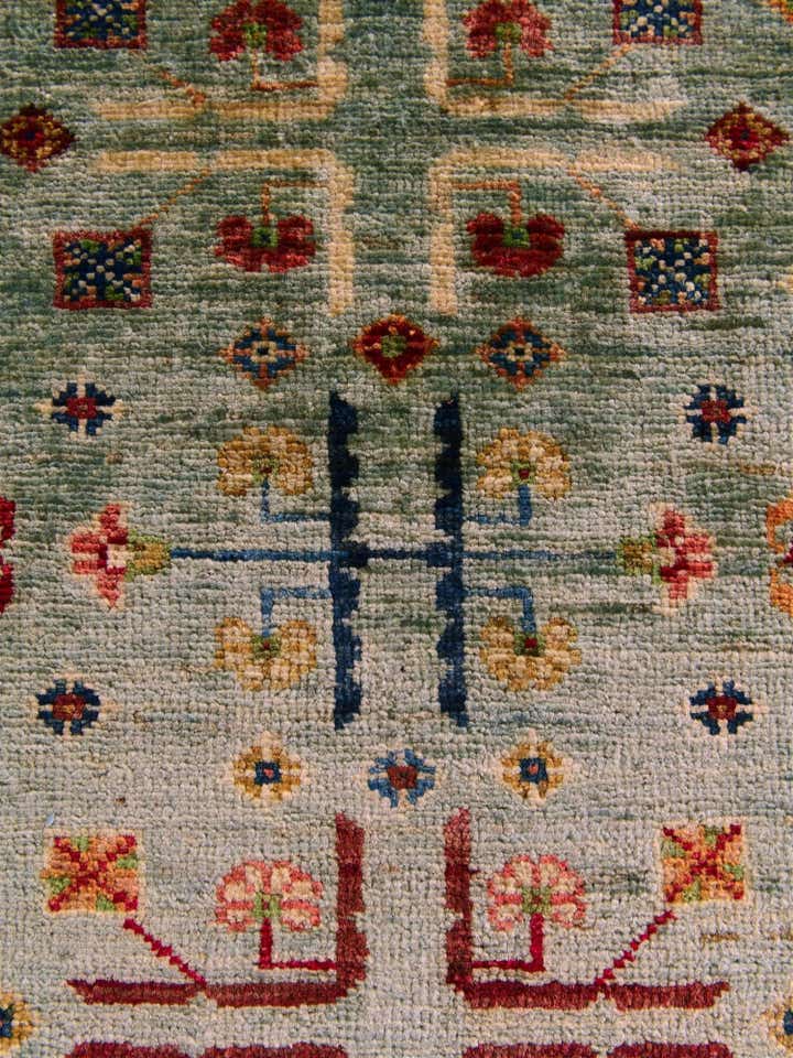 3' 4 x 4' 10 Hand Knotted Ariana Ziegler Rug