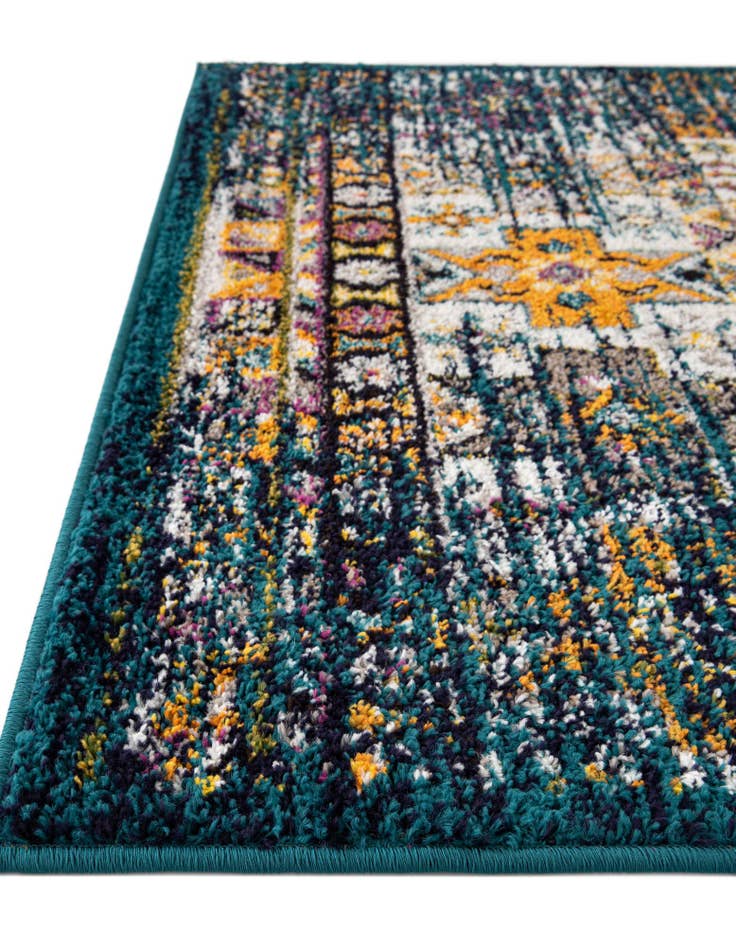 Detail image of 7' 10 x 10' Carrington Rug