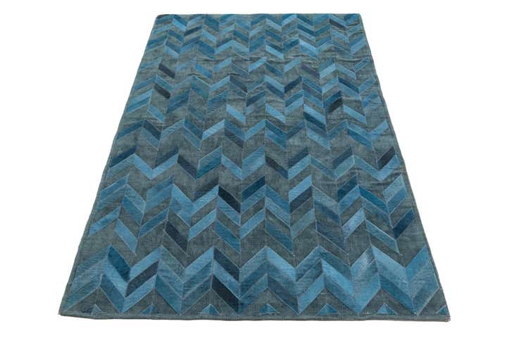 3' 10 x 5' 10 Cowhide Leather Rug