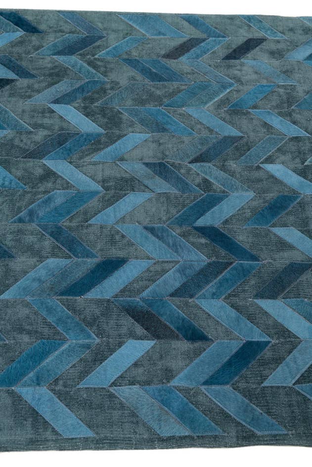 Detail image of 3' 10 x 5' 10 Cowhide Leather Rug