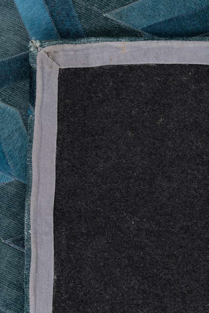 3' 10 x 5' 10 Cowhide Leather Rug