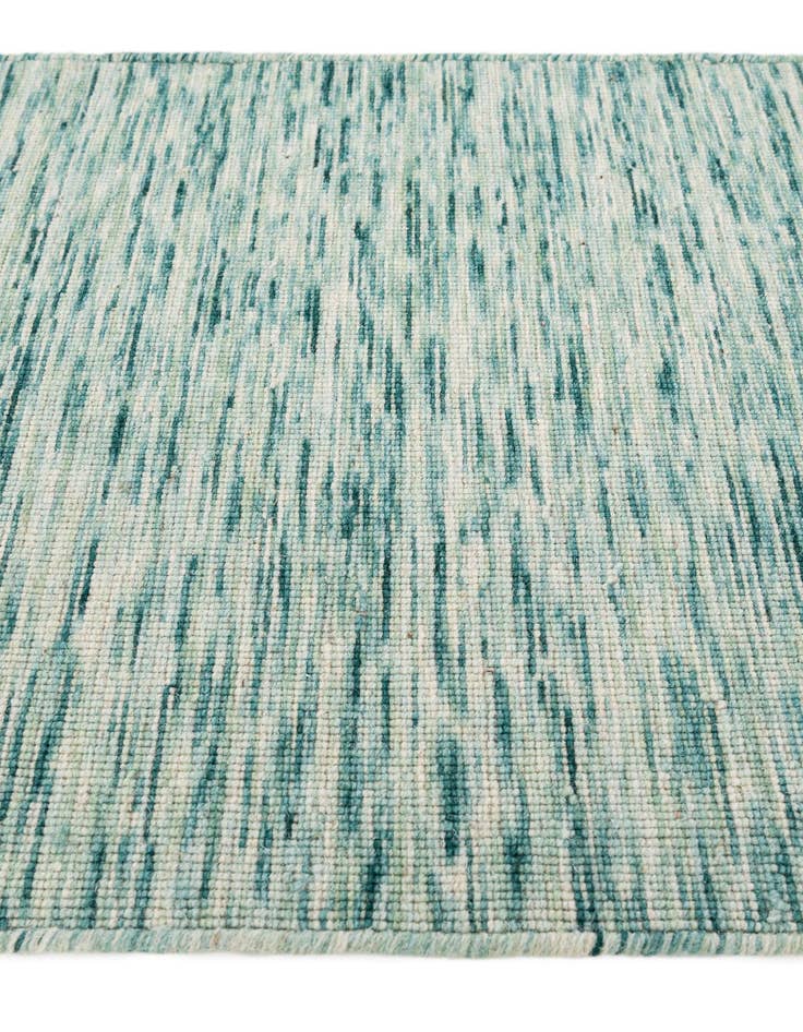 Detail image of 2' 1 x 3' 2 Hand Woven Jill Zarin English Manor Wool Rug