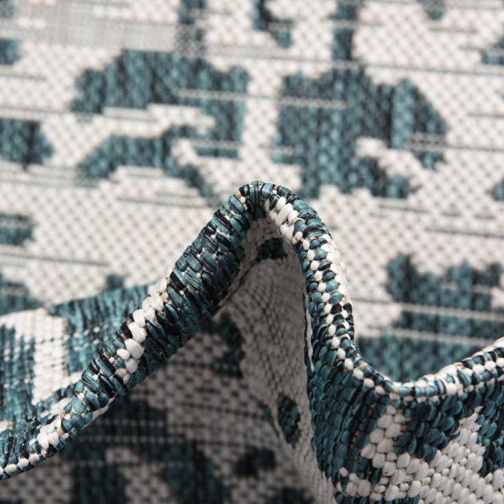 Detail image of Custom Teal Easy-Clean Jill Zarin Indoor / Outdoor Rug