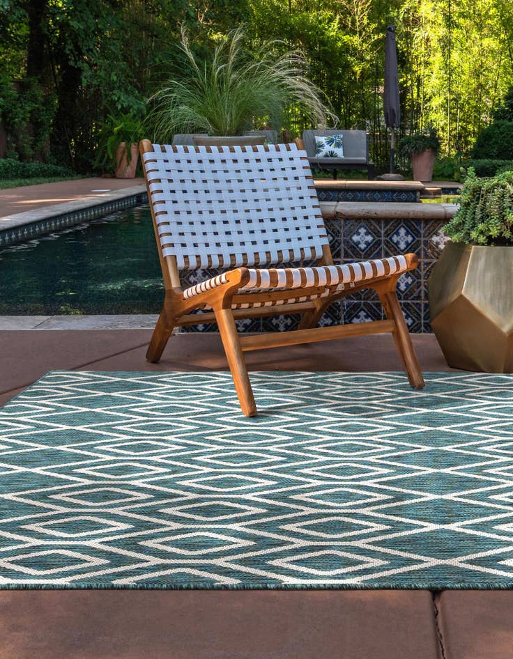 Detail image of 9' x 12' Easy-Clean Jill Zarin Turks and Caicos Indoor / Outdoor Rug