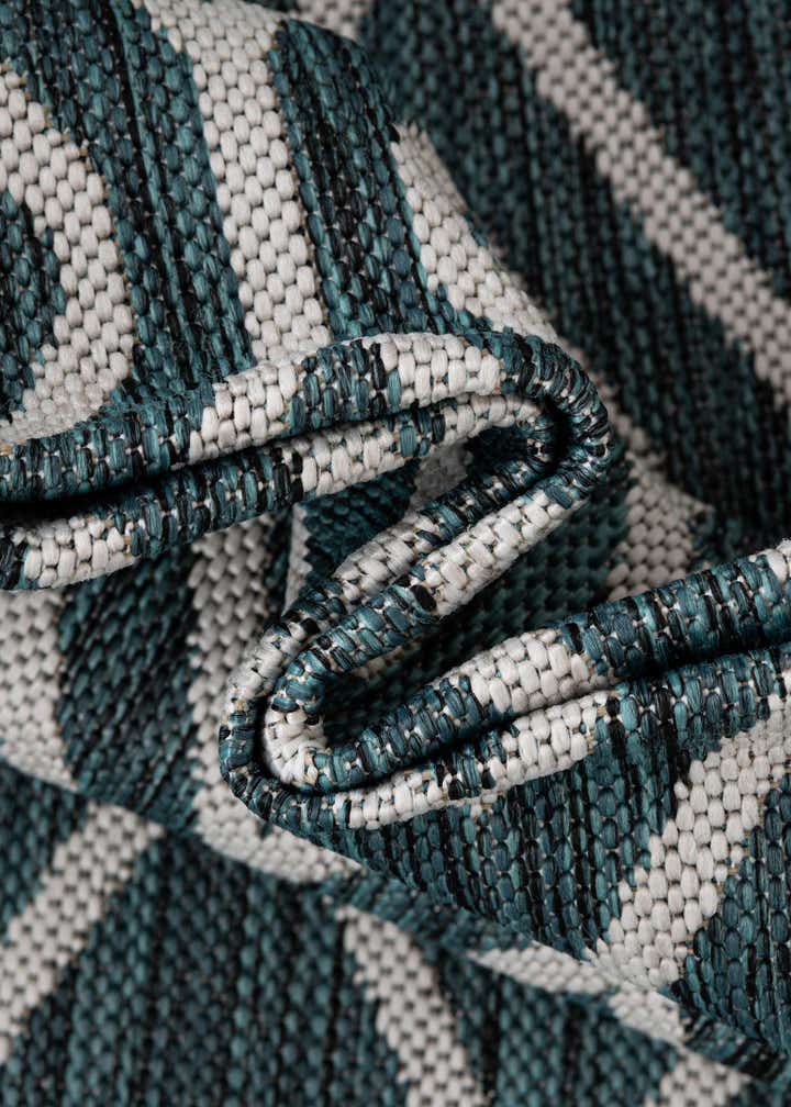 9' x 12' Easy-Clean Jill Zarin Turks and Caicos Indoor / Outdoor Rug