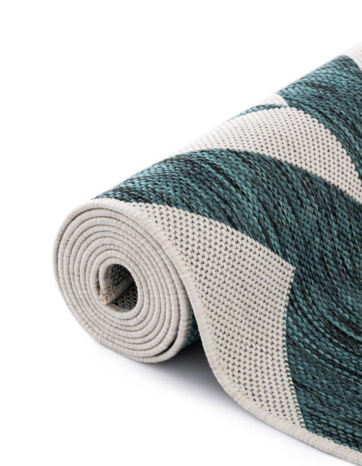 Detail image of Custom Teal Easy-Clean Jill Zarin Indoor / Outdoor Rug