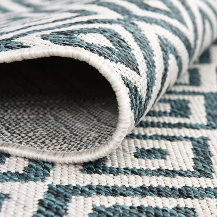 9' x 12' Easy-Clean Jill Zarin Costa Rica Indoor / Outdoor Rug