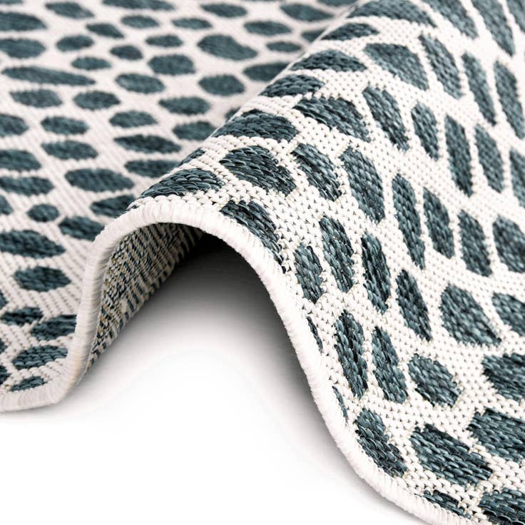 Detail image of 7' x 10' Easy-Clean Jill Zarin Cape Town Indoor / Outdoor Rug