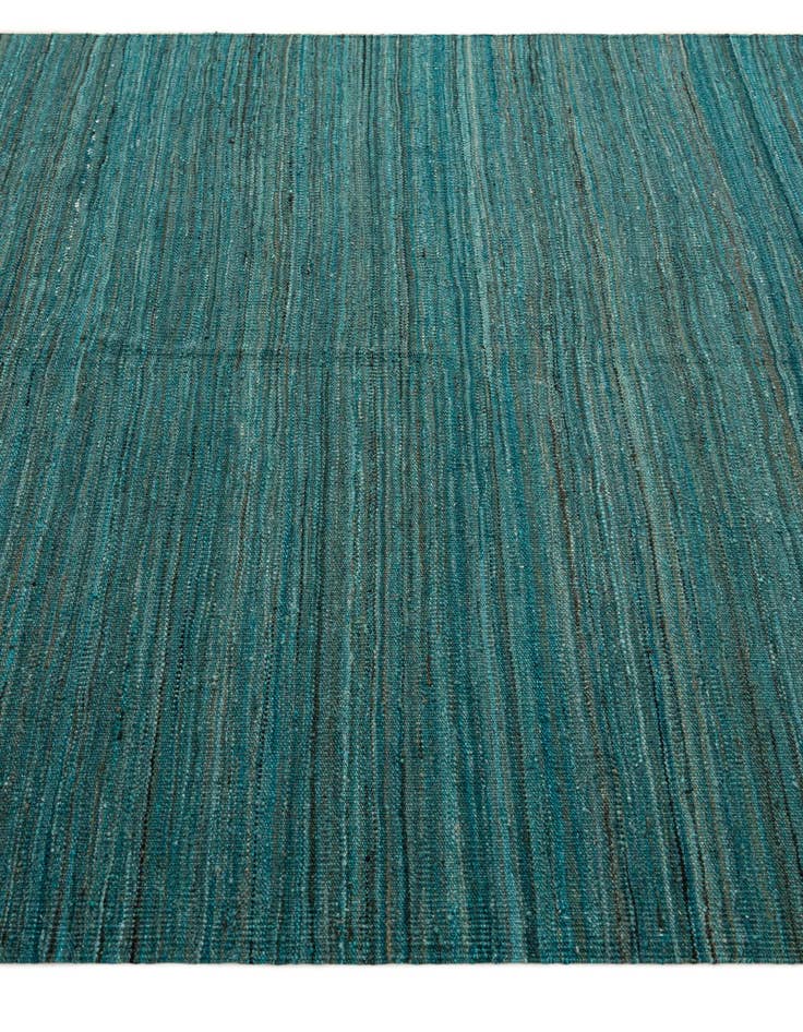 Detail image of 4' 11 x 6' 2  Hand Woven Kilim Modern Wool Rug