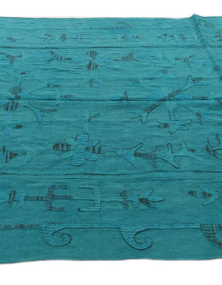 Detail image of 5' 4 x 7' 7  Hand Woven Kilim Suzani Wool Rug