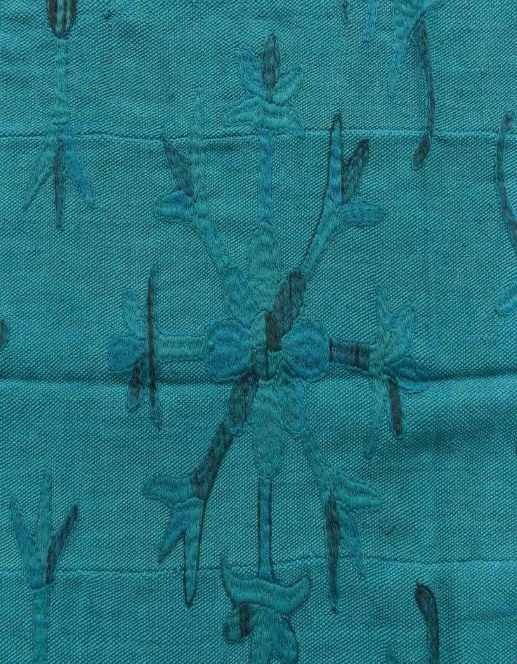 Detail image of 5' 4 x 7' 7  Hand Woven Kilim Suzani Wool Rug