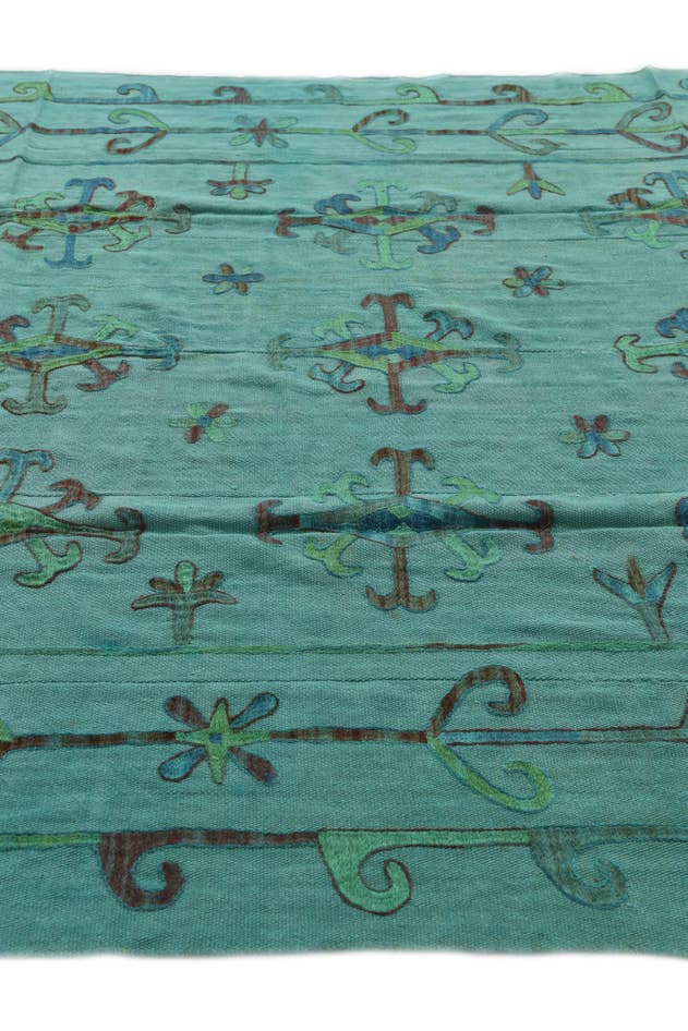Detail image of 6' 8 x 9' 3 Hand Woven Kilim Suzani Wool Rug