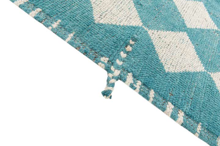 9' 1 x 12' 3 Hand Knotted Moroccan Wool Rug
