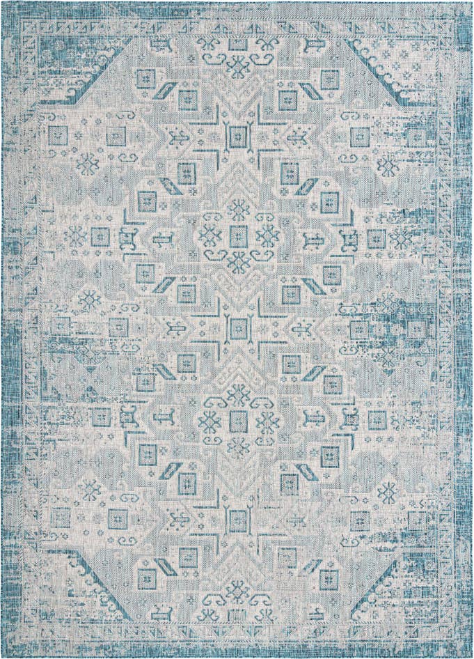 Detail image of 10' x 14' Easy-Clean Aztec Indoor / Outdoor Rug