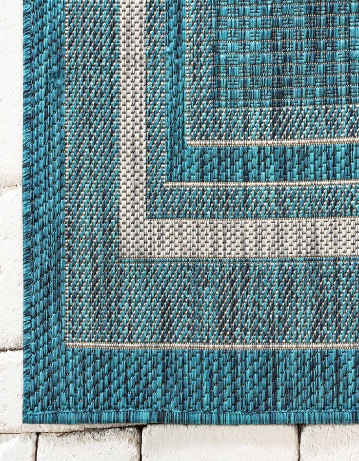 Detail image of 7' 10 x 11'  Washable Border Indoor / Outdoor Rug