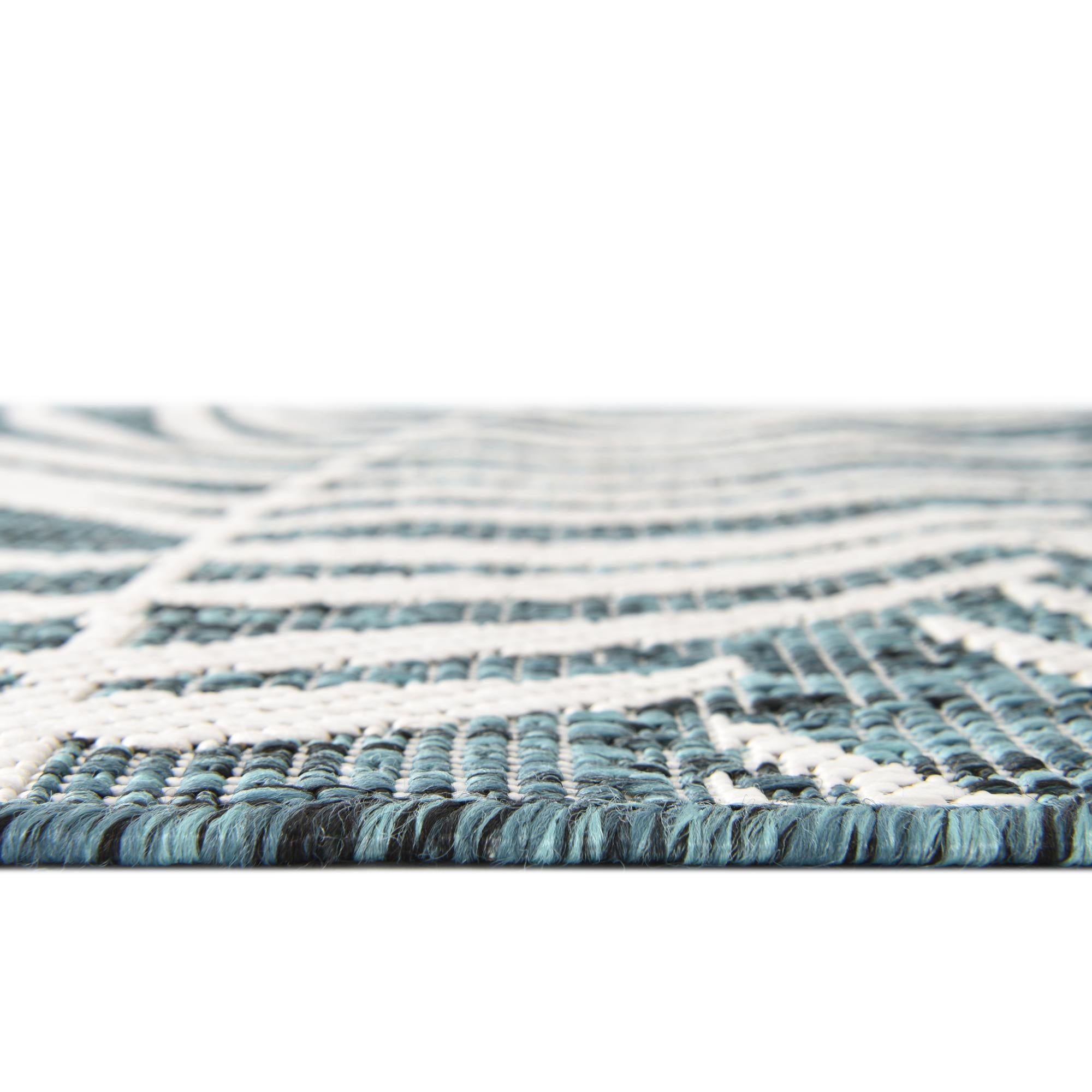 7' 10 x 10' Easy-Clean Botanical Indoor / Outdoor Rug
