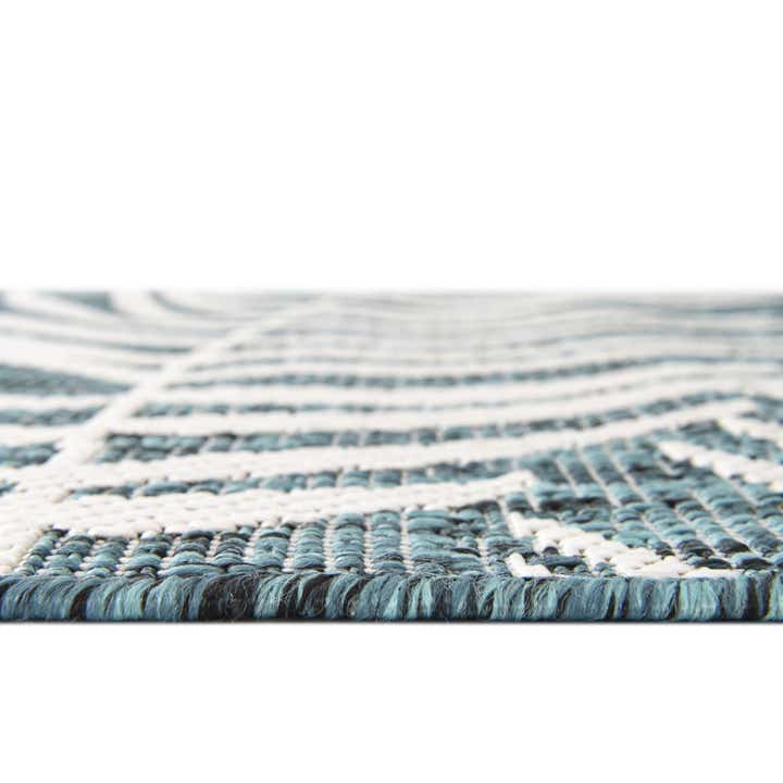 7' 10 x 11' Easy-Clean Botanical Indoor / Outdoor Rug