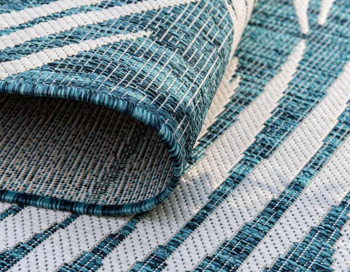 7' 10 x 11' Easy-Clean Botanical Indoor / Outdoor Rug