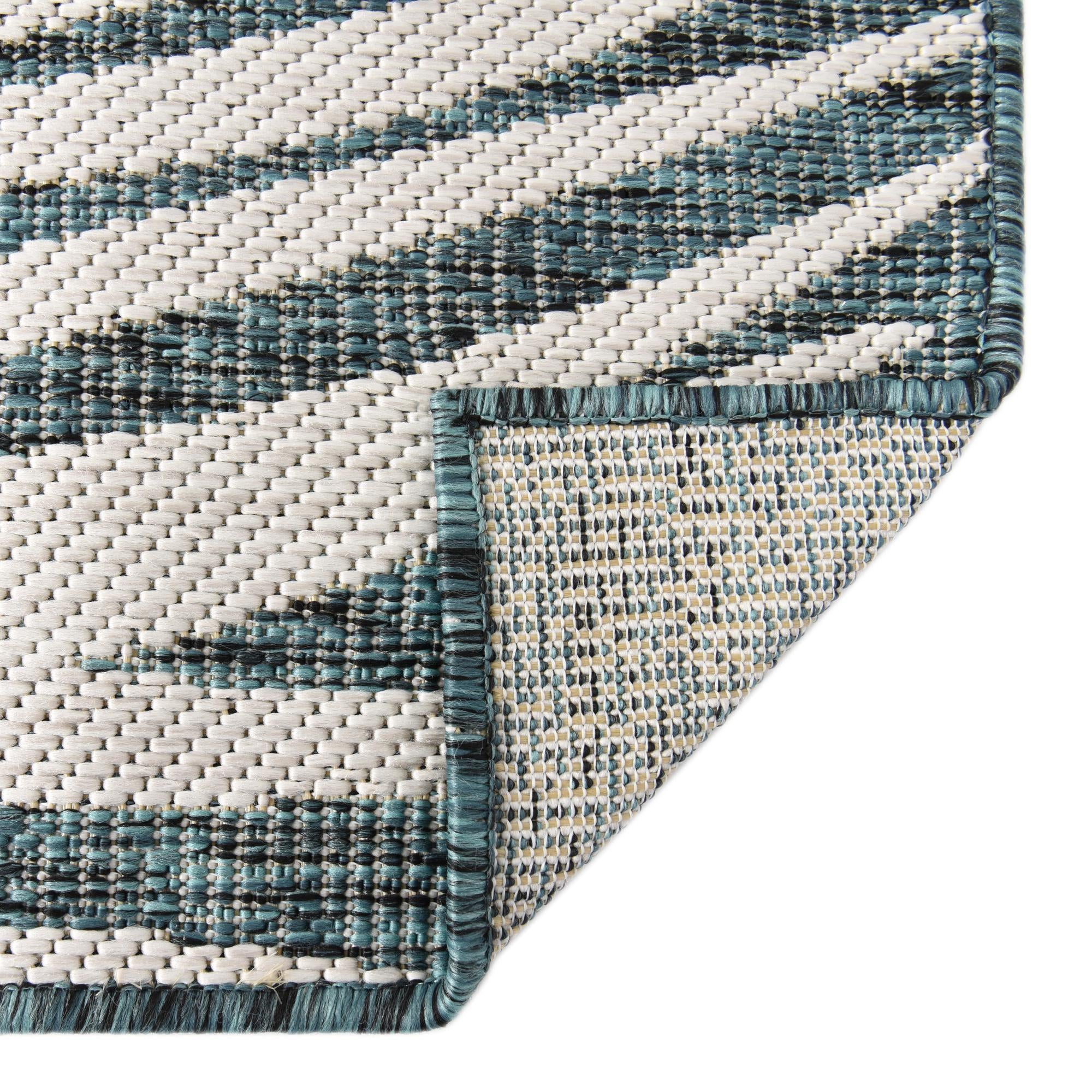 7' 10 x 10' Easy-Clean Botanical Indoor / Outdoor Rug