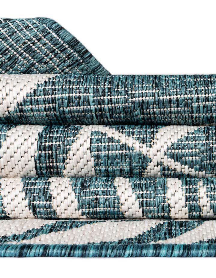 7' 10 x 11' Easy-Clean Botanical Indoor / Outdoor Rug