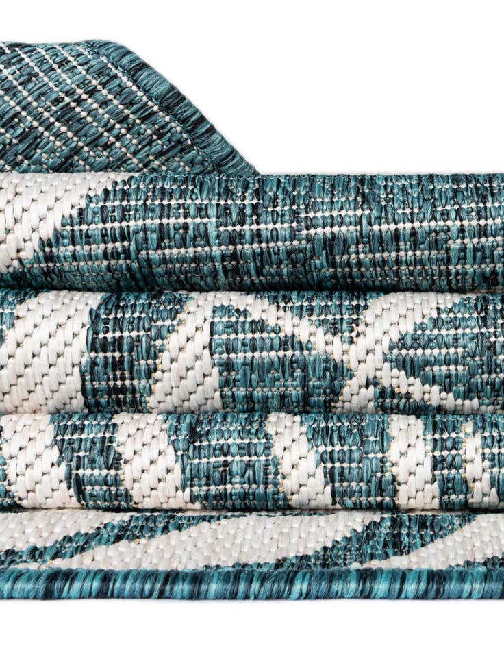 Detail image of 7' 10 x 10' Easy-Clean Botanical Indoor / Outdoor Rug