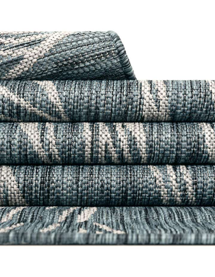 4' x 6' Easy-Clean Botanical Indoor / Outdoor Rug
