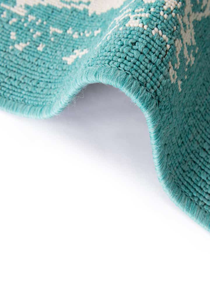 6' x 9' Easy-Clean Coastal Indoor / Outdoor Rug