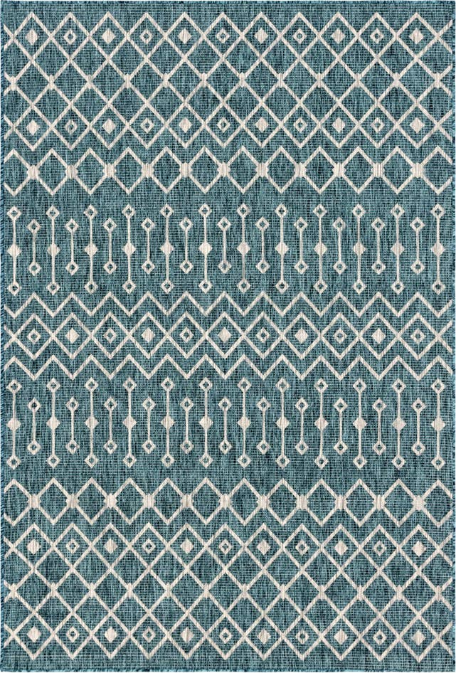 Detail image of 6' x 9' Easy-Clean Lattice Indoor / Outdoor Rug