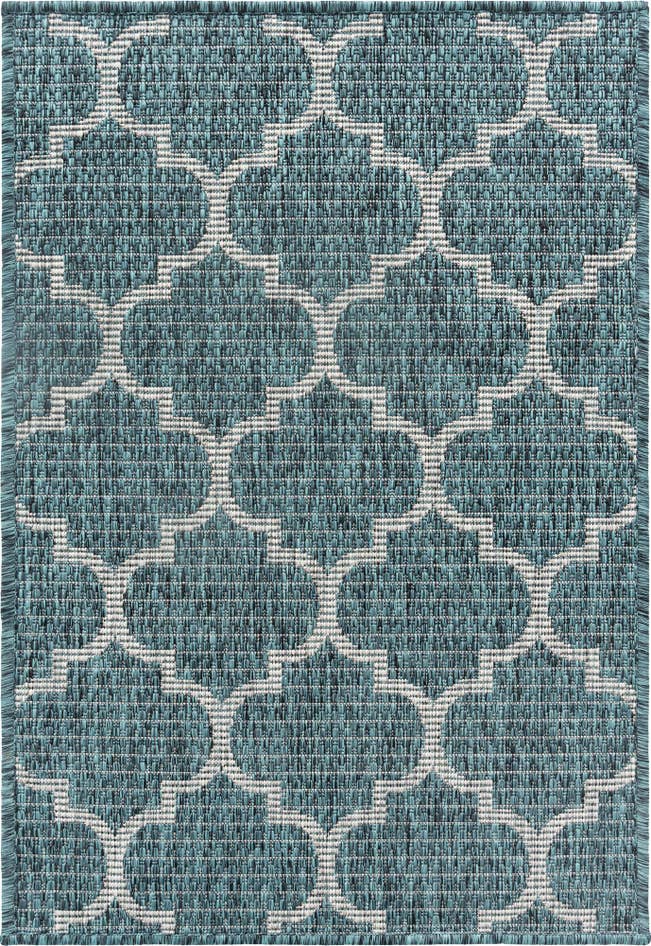Detail image of 2' x 3' Easy-Clean Lattice Indoor / Outdoor Rug