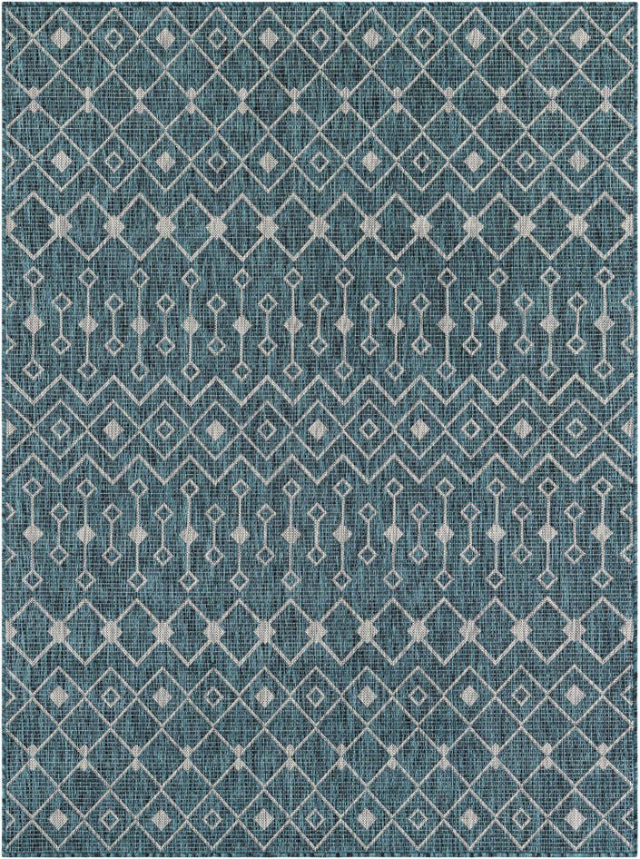 Detail image of 5' 3 x 7' Easy-Clean Lattice Indoor / Outdoor Rug