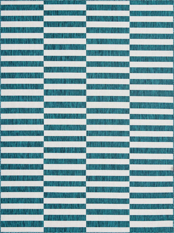 Detail image of 9' x 12' Easy-Clean Ribbon Indoor / Outdoor Rug