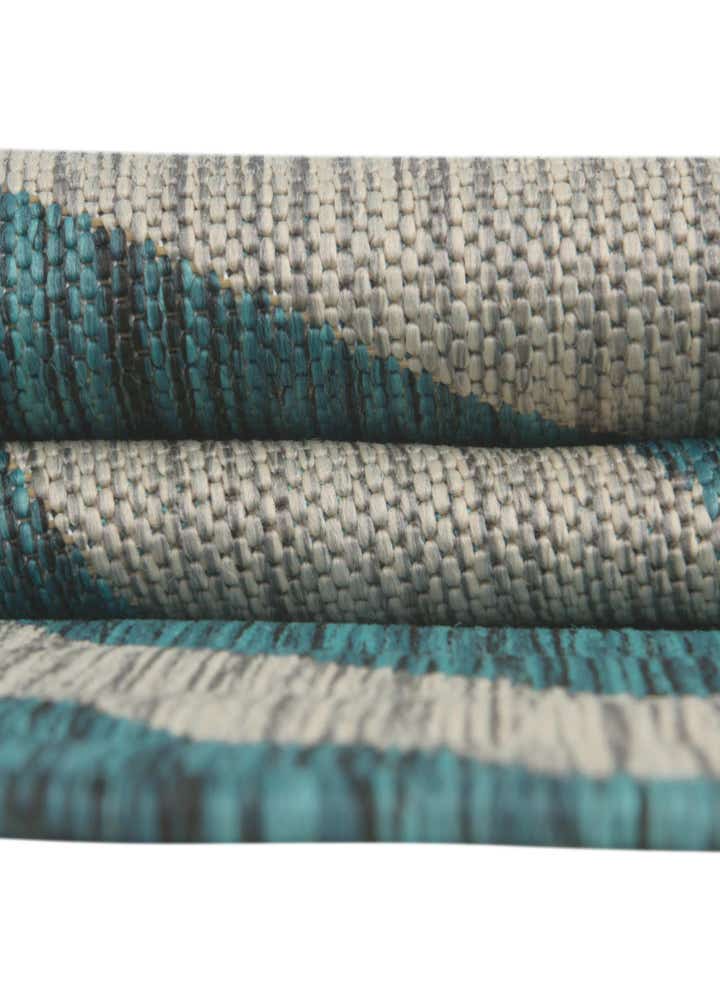 5' 3 x 8' Easy-Clean Safari Indoor / Outdoor Rug