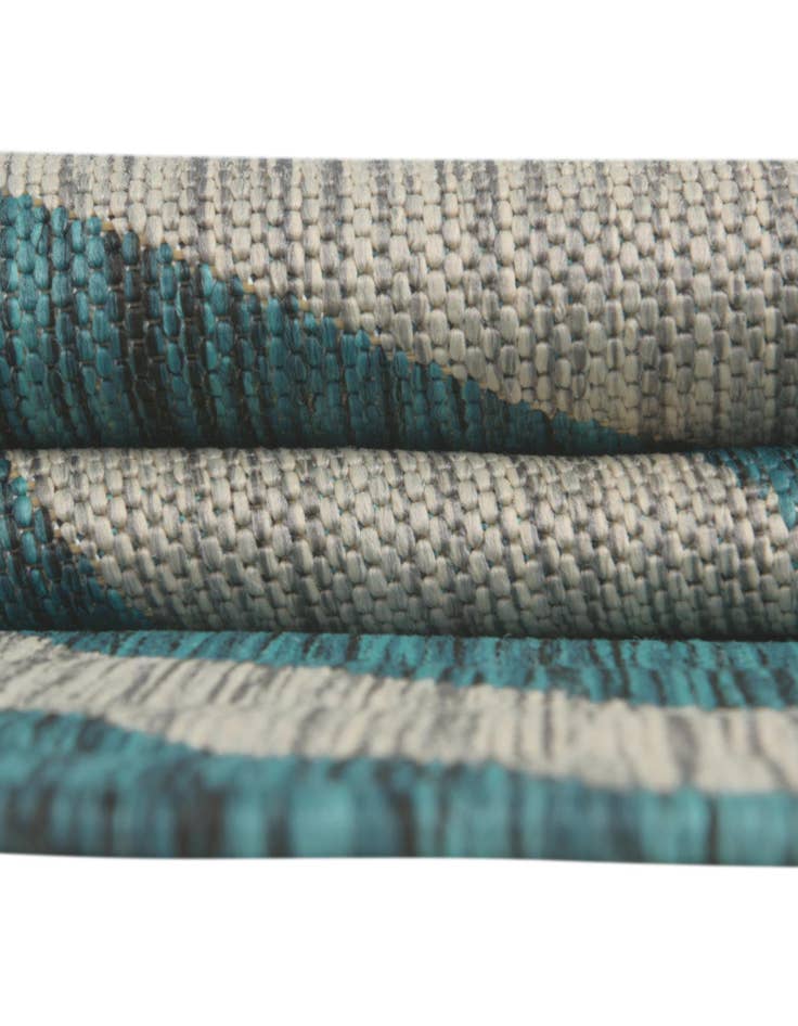 Detail image of 5' 3 x 8' Easy-Clean Safari Indoor / Outdoor Rug