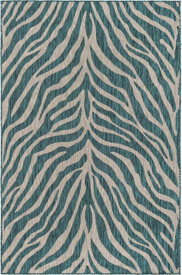 Detail image of 5' 3 x 8' Easy-Clean Safari Indoor / Outdoor Rug