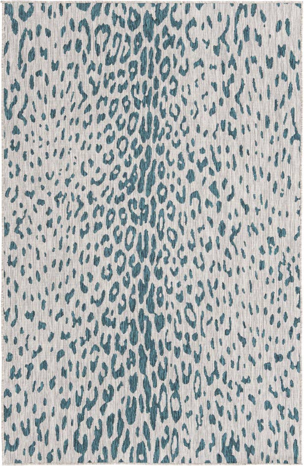 Detail image of 5' 3 x 8' Easy-Clean Safari Indoor / Outdoor Rug
