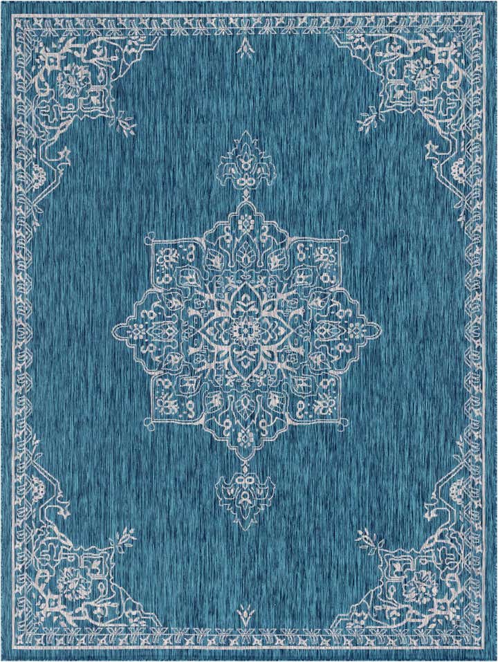 9' x 12' Easy-Clean Traditional Indoor / Outdoor Rug