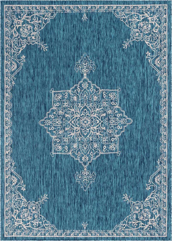 7' 10 x 11' Easy-Clean Traditional Indoor / Outdoor Rug