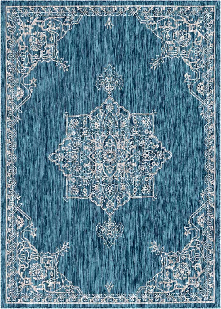 7' x 10' Easy-Clean Traditional Indoor / Outdoor Rug