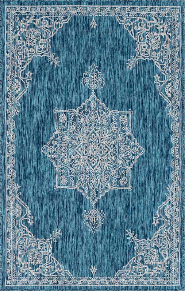 Detail image of 5' 3 x 8' Easy-Clean Traditional Indoor / Outdoor Rug