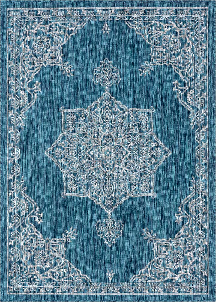4' x 6' Easy-Clean Traditional Indoor / Outdoor Rug