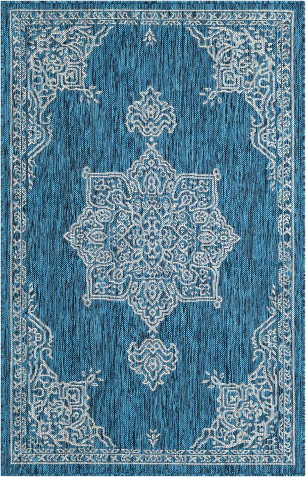 Detail image of 3' x 5' 3 Easy-Clean Traditional Indoor / Outdoor Rug